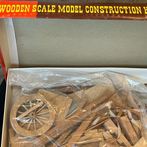 Vintage Wooden Stage Coach - Picture 5 of 5